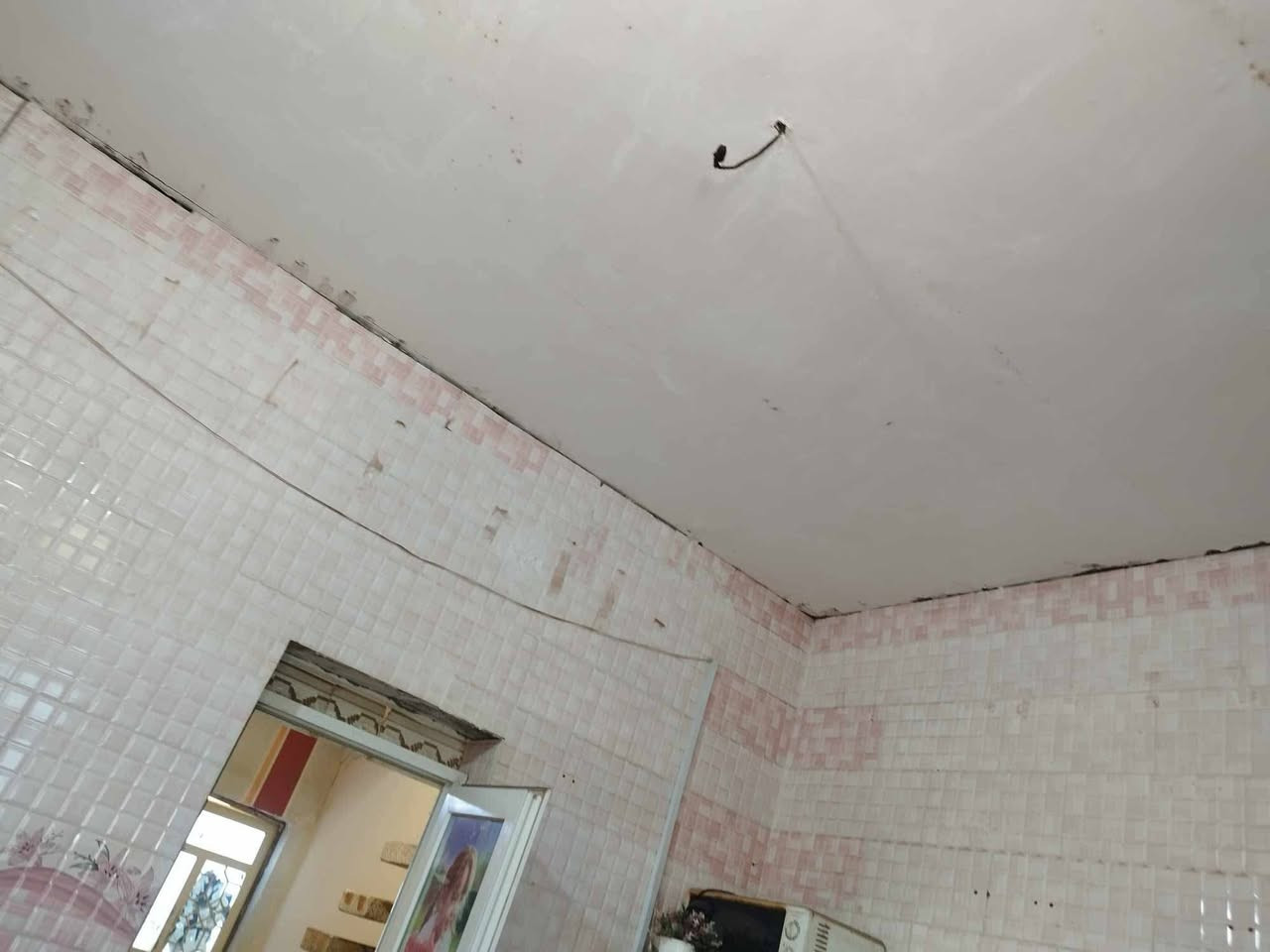 بيت مستعجلين كلش على بيعته وبسعر مناسب
بيت طابو صرف للبيع 
 المساحه 200متر
 المكان سديناويه قرب الجنسيه يتكون من غرفتين وصاله ومطبخ ودانيه وصحيات داخليه وخارجيه بناء بلوك عكاده
ماي كهرباء مجاري تبليط رصيف أنترنيت ضوئي كله جهاز
 السعر130وبيه مجال
 بيع مستعجل


**إذا كنت صاحب هذا الإعلان وتريد حذفه لأي سبب، رجاءا أرسل رسالة إلى الدعم الفني**