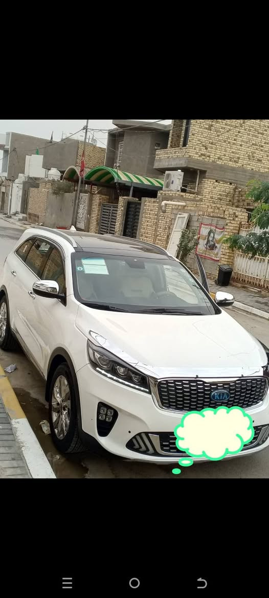 السلام عليكم للبيع فقط بدون مراوس سياره سورنتو موديل 18 شكل 20 مكفولة كفالة عاما سونار موجود مواصفات السياره بنورامة حساسات كشنات كهربائية مواصفات السورنتو معروفة محرك 6 سلندر كير ومحر وحدادية شركة مامفتوحة تخم تاير جديد ويل 19 رقم بغداد دولي السيارة بسمي ماشية 90  حقيقي السعر. 240 قفل عنواني ديوانيه مركز محافظة للاستفسار على الرقم ***********. ‏‪***********‬‏
