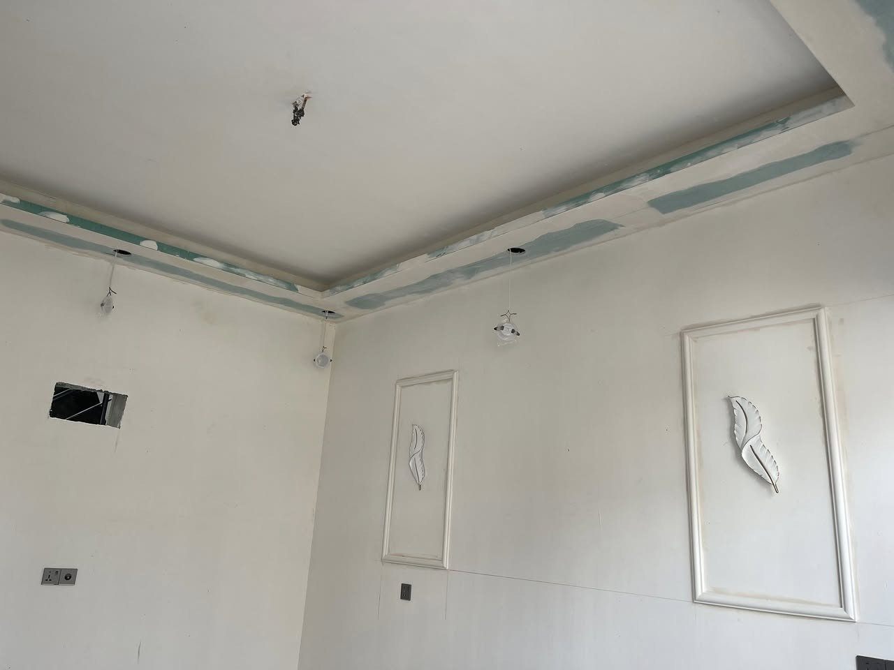 تريد بس عمل 🪜🔨🪚
تريد مواد وعمل كلشي موجود

شغل درجه اولى 
شرط العداله ونظافه العمل

واتساب او تصال 0 787 266 4766‬
