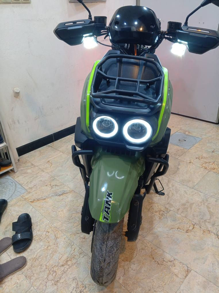 دراجة اباچي الكهربائية 

سلام عليكم الدراجة نضيفة مثل متشوفون كلشي مابيهة تاخذهة وتندعيلي  
6 بطاريات 
يمشنك أقل شي 45 كيل 
السعرعة 65 مقفولة
إنارة لد+ زنن يخبل الشارع يصير نهار 
السعر 800 الف
مكاني الدولعي الشارع العام 
***********
