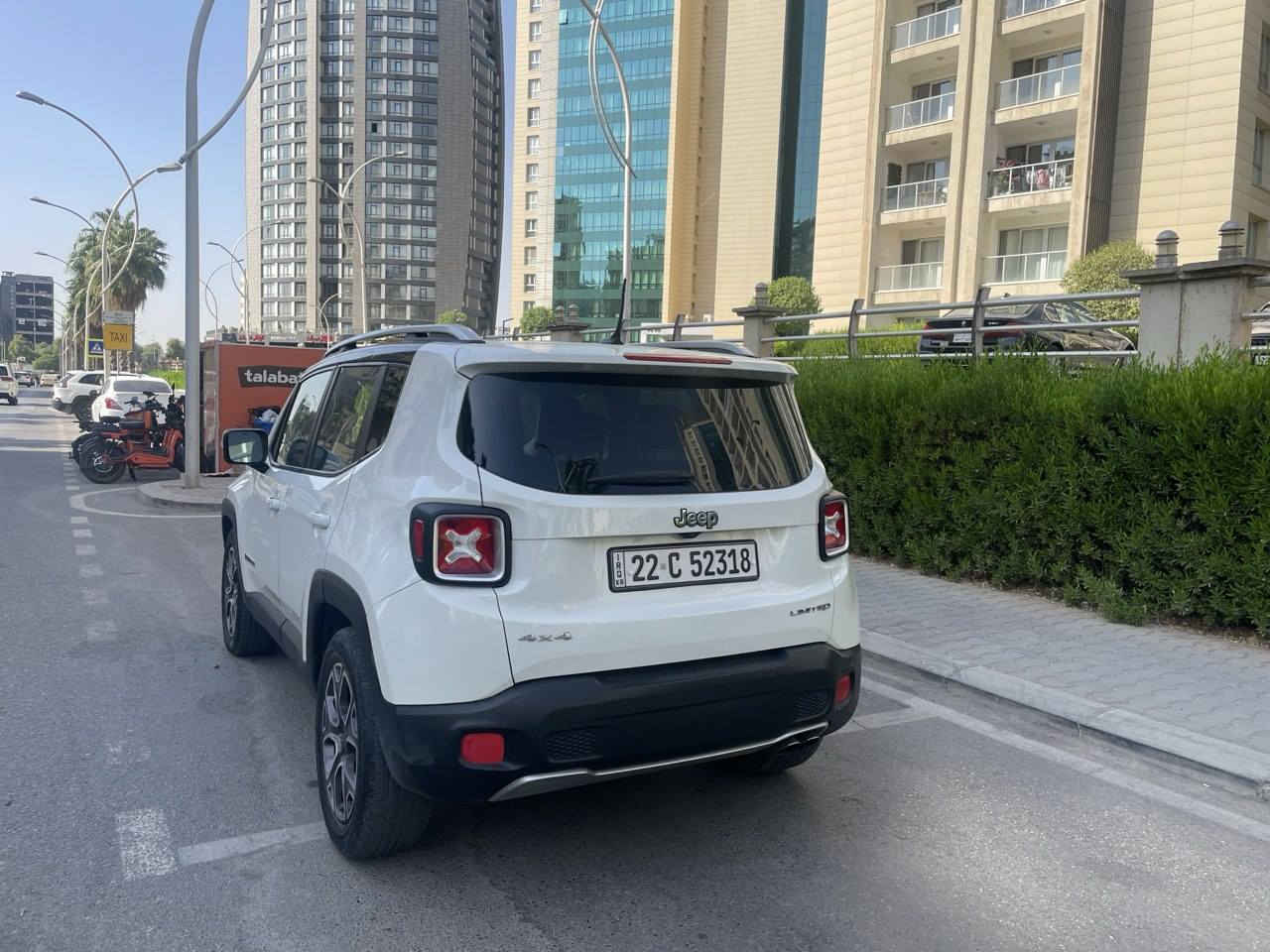 جیب رەنگنید..مودیل ٢٠١٧..ڕەنگی سپی ..لمتید  فوول فوول مواصفات ..سقف ڕەش ..گوشین جلد ..دەبل ئەکسل .تەنها پانوراما نیە..
دووپارچەی بۆیاغە بێ داخلی ...اڕباک سستمە ...نرخی ١٢٣ وەرەقە و مجالیکی کەم فرۆشتن و گۆرینەوە
*********** شوین هەولیر أربيل, العراق
