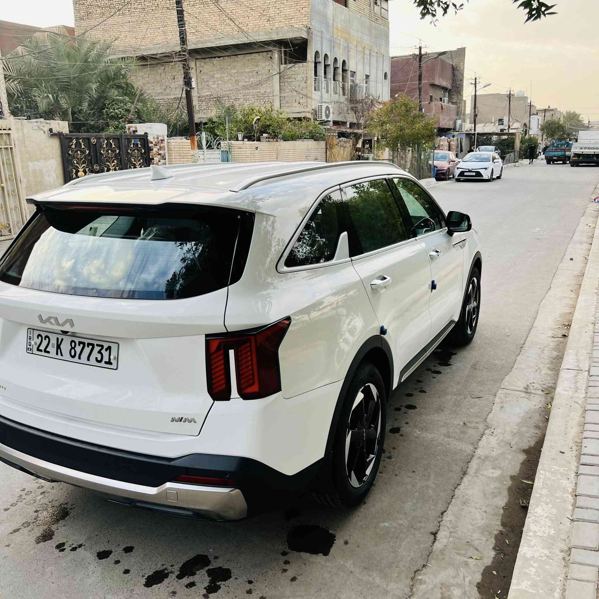 السلام عليكم سورنتو مديل 24 ماشية 34 خليجي رقم شمالي بسمي حاضر وكالة او تحويل سيارة جديدة معنة الكلمة الاستفسار ***********ابسعر 310
