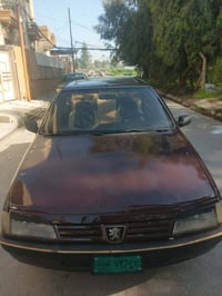 بيجو 405 كير توماتيك  سنوية خضرة شرط التحويل من الشرعي  السيارة جاهزه ...