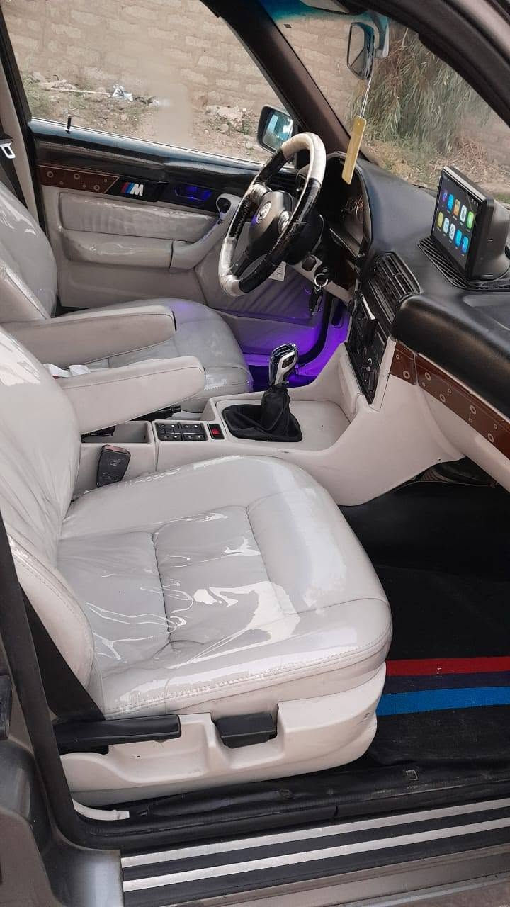 سلام عليكم
BMW1990

سياره متعوب عليه لا تقارنه بل تعبانه والسوك كلشي بيه ال ماتعجبه يعبر منشور صلات ع رسول 520

كير عادي ZFرياضي 

مصبوغه جديد 

غرفه كامل جديده لون ابيض واسود 

كشانه جلد 

مغلفه عازل حراره 

شاشه 

كامره خلفيه 

سستم صوت +دمام صوت 

 

زنون عالي ناصي بلاجكتورات نهار شاده ٢٢٠ 

تبريد تدفئه خير من الله 

سياره مصرف عليه صايره هواي عليه

تخم تاير 

صدر جديد 

محرك وكير كفاله 

نشاط ✈️✈️

مصبوغه جديد صبغته كزازه 

سياره متعوب متعوب عليه بشكل 

مكان السياره صلاح الدين بلد قرب مرقد سيد محمد سعر 68 اوبيها مجال  ***********  رقم الفاتف مفتوح غير متواجد عل الفيسبوك
