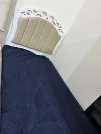 سرير نفر واحد • ابيض • نضيف