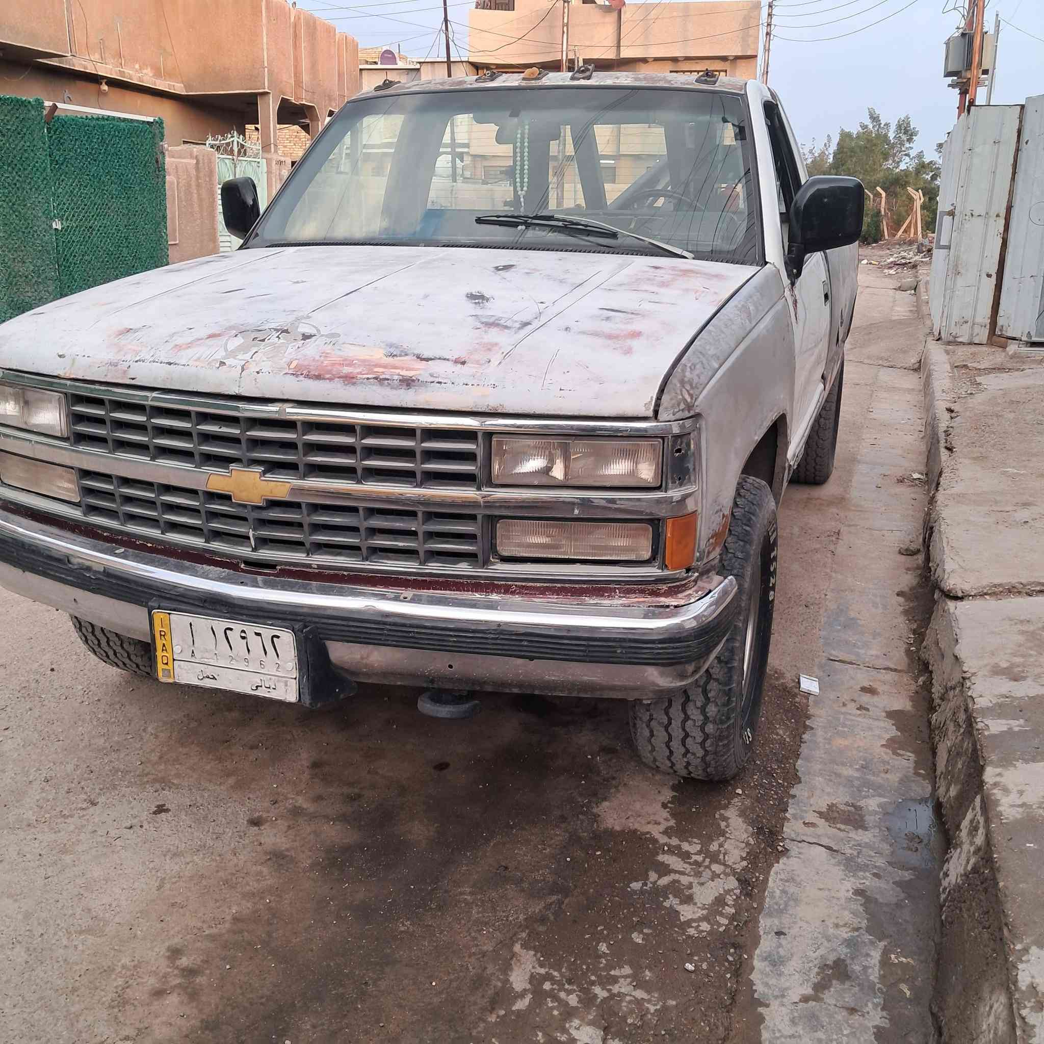 سلام عليكم بهبهان لبيع موديل 87محرك  بي خيط بخاركير٤٠٠تخم تايرصدرجديدسياره بلسنويه بيكم سياره جاهزه رقم الهاتف*********** غيرمتواجدعله فيس السعر28
