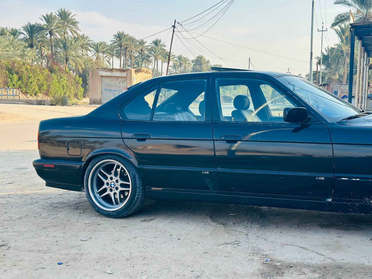 سلام عليكم اخوان سياره BM525 مسكر كير مكينه حداديه مكفوله رقم انكليزي اربيل مصبوغه جماليه السياره مثل ما تشوف حلوه ونضيفه مكاني بابل الحله ناحيه الابراهيميه *********** الشراي يخابرني وبيه خير ويدلل
