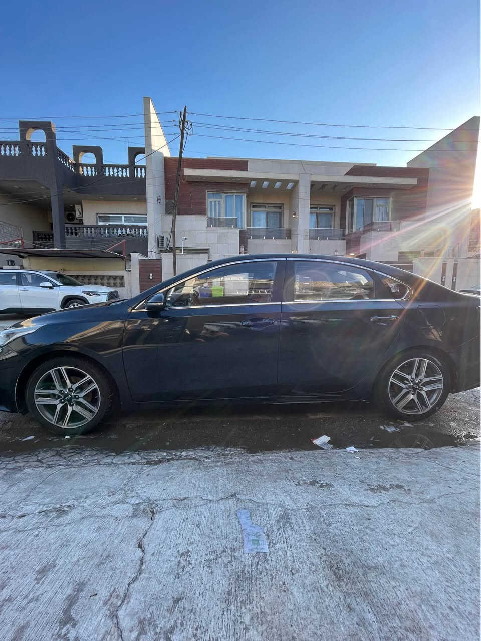 السلام عليكم كيا k3 موديل ٢٠٢٠ فول ماعدا فتح تبريد قطعتين كشنات حار بارد رادر امامي حساسات مري شفط  ماشيه ٩٢ بيه جاملغ صبغ وباب السعر ١٢٥ العنوان بغداد حي الجامعة رقم تلفون *********** بغداد, العراق
