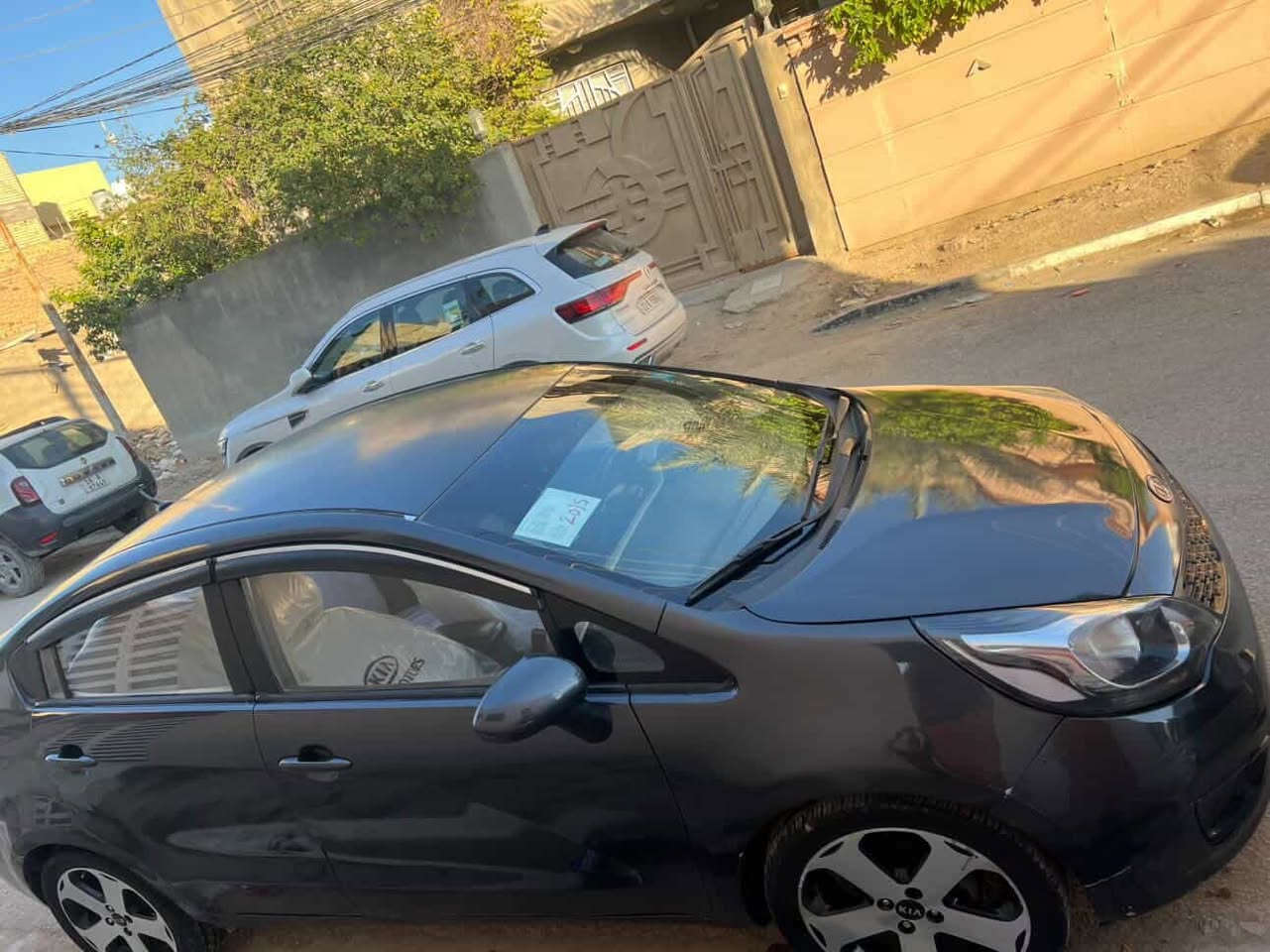 ريو 2015 خليجة نضيفة جداً محرك وكير بصندوك تبريد شغال ثلج رقم بابل دولي ستوني مجدد السنوية بأسمي 85 وبيه مجال مكاني كربلاء للاتصال***********
