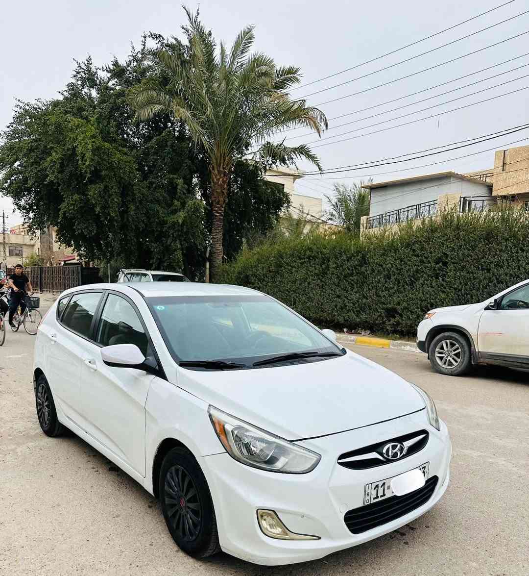 للبيع هونداي أكسنت 2015
رقم بغداد الدولي الجديد 
هزه جديده سنويه جديده بأسمي 
محرك 1600
كير AT 
تخم تاير نظيف 
باتري جديد 
شاشه كبيره اندرويد مع كامره خلفيه  
داخل رصاصي نظييف جداً 
العداد 100
سياره نظيفه وجاهزه 
ليبل واحد السياره 
صبغ قطعتين ونص  فقط من امريكا
السعر 95 ورقه 
***********
