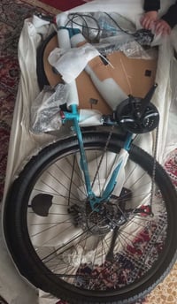 بايسكل البيع جديد بل البكيت حجم 26 السعر 100 07759111738