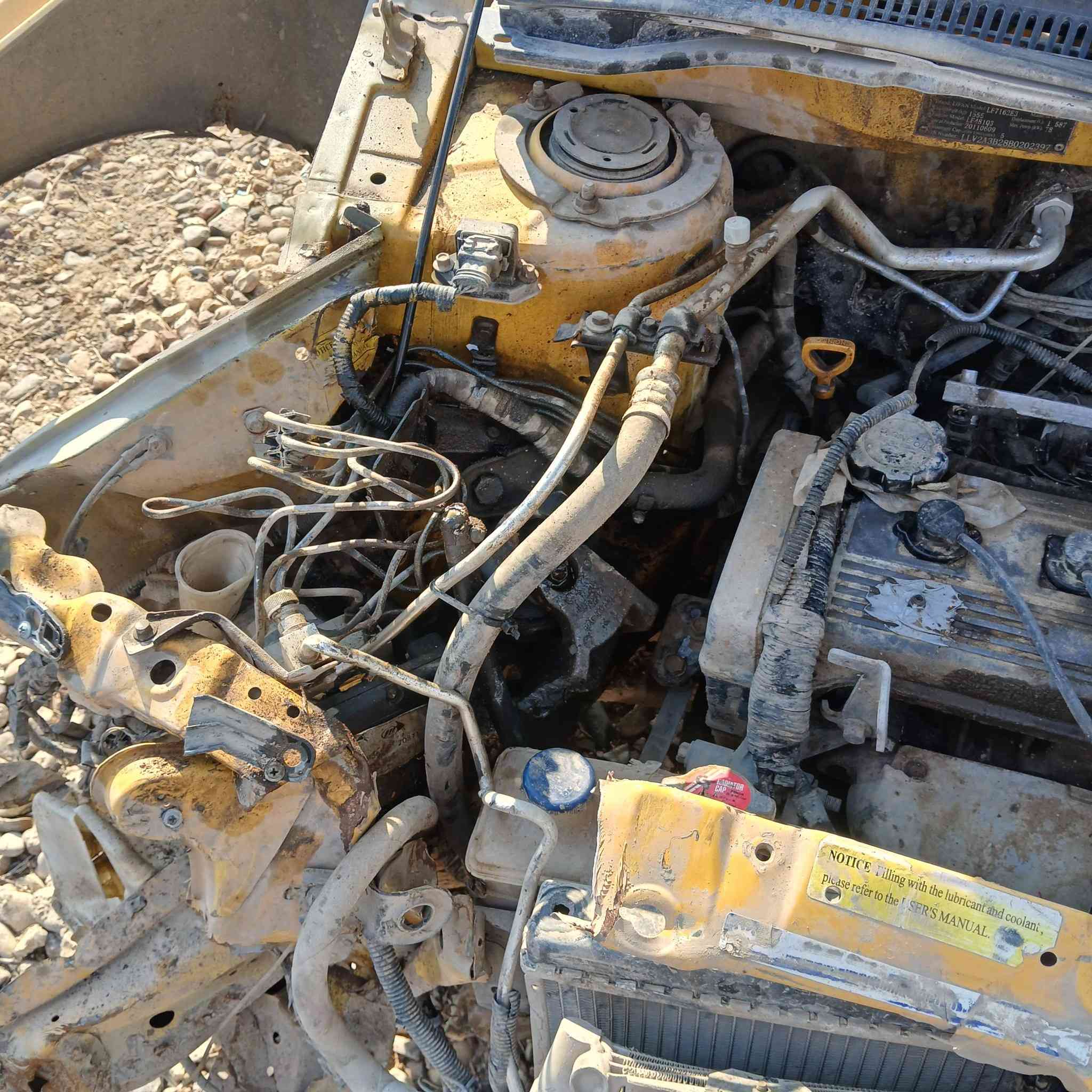 2011 مصفر رقم واسط سنويه 2027. كير ومكينه كورله كفاله تبريد ثلج  تخم تاير جديد.  باتري وسلف دينما مجومعة بانزين كله قبل شهر مبدله جديد سياره سابقآ مكفوله بيع 20  بيها مجال بسيط  
واسط عزيزيه
***********
