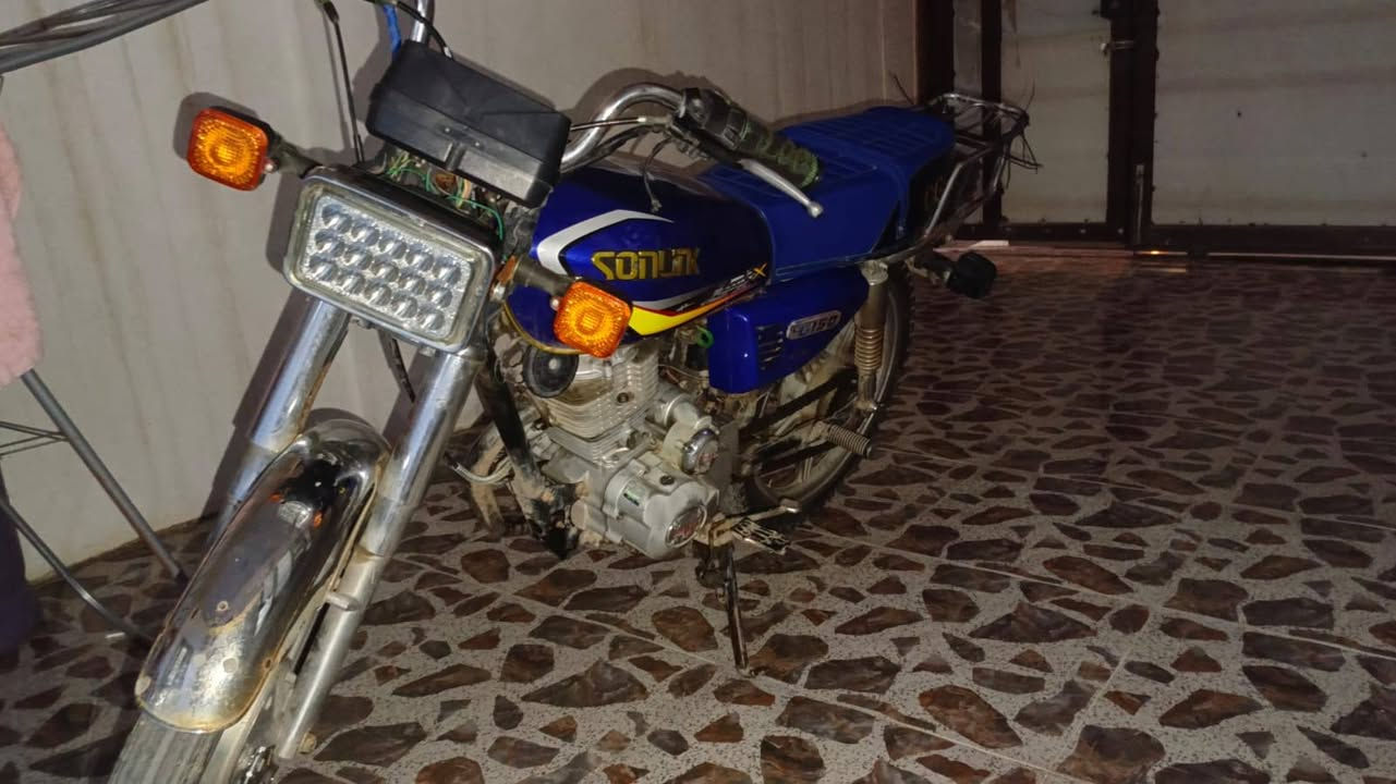 سلام عليكم
دراج تايكر للبيع موديل 2020 دراج 5 كير نضيف فول كهربائية شغال سلف شغال تايرات جدين محرك كاتم لا صرف ولا بخار سعر 375 مكان كركوك 
ارقم /***********/
