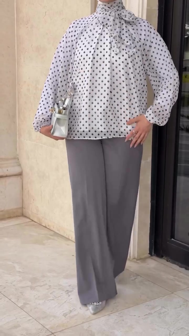 ترند المنقط)polka Dots🌸

يلا بنات جربو تلبسو كلش راح تحبو🥹

القياسات من ٣٨ الى ٤٦
 
الوان ؛ ابيض : سود : جوزي 

طول 75 سم

توصيل بغداد5
محافظات 6


**إذا كنت صاحب هذا الإعلان وتريد حذفه لأي سبب، رجاءا أرسل رسالة إلى الدعم الفني**