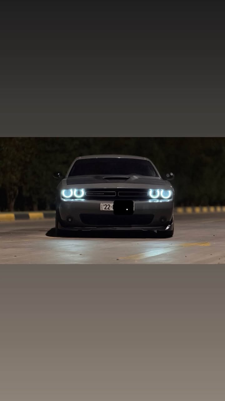 للبيع دودج تشالنجر RT
موديل: 2019
محرك: HEMI 5.7 V8
لون سمنت مطفي مرتب جداً
لايتات LED + رنجات سود 
السيارة نظيفة كلش 
ممشاها 140 الف 
حادث السياره جاملغين الخلفيات
الباقي كله مقفول
السعر :175 وبيها مجال
للاستفسار ***********
