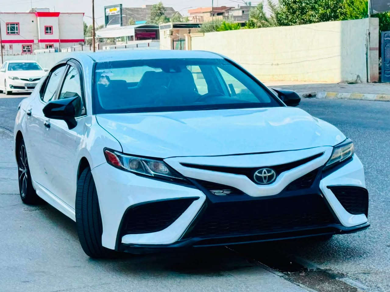 السلام عليكم
كامري موديل 19 ابيض SE امريكي 

بيها أربع جاملغ خلفي حادث امريكا 

وبيها بالعراق 3 قطع الحادث صار يمي 
الشاصي سحب + تعديل اثر الدعم
كير محرك شرط بدون نقص سنويه 

نافذه قبل يومين يرهم مراوس مع فرق

مكاني بيجي واليوم اتواجد بالشركاط

150 وبيها مجال للشراي ***********
