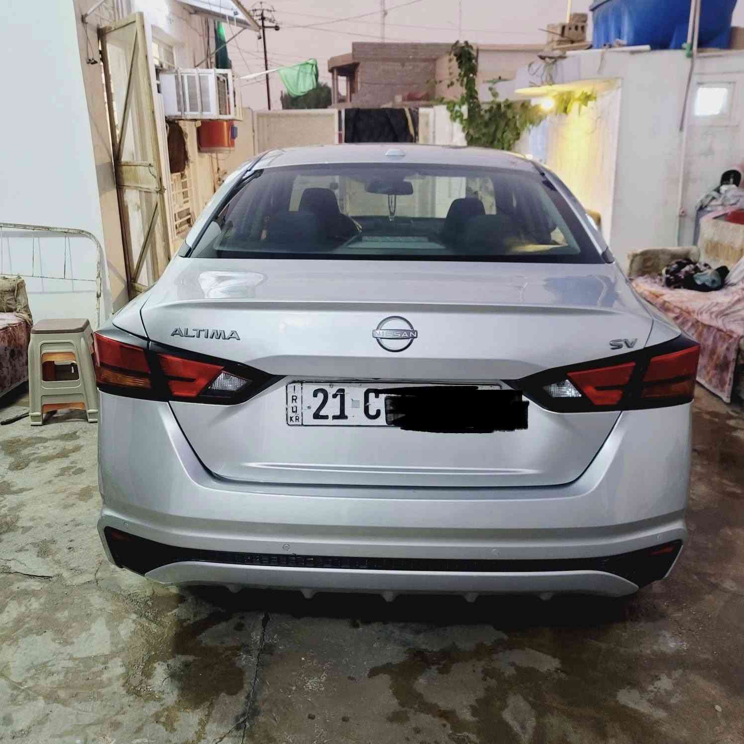 نيسان التيما SV✈️موديل : 2023
مرقم سليمانيا

اللوان : سلفر 

حجم المحرك : 2.5L( 4,سلندر )👍
ملاحظة السيارة : الچاملغ لامامي فقط بارد بيهة قبغ الصدوق والجاملغ الخلفي كلير امريكا بدون  بدون دواخل 100%👍  جميع الايرباكات سليمة 
صور الضرر مرفق ✅

المواصفات : 
‏‎بصمة ابواب 
‏‎بصمة تشغيل 
تشغيل عن بعد : Remote Start
اوتو ستارات : Auto Stard 
اوتو ستارات : Auto Stop‎✈️
رادار امامي (تحديد مسار)
‏‎رادار جانبي (نقاط عمياء)✈️
‏‎رادار خلفي (التحذير من الاصطدام)❌
نظام : Eco👍
نظام : Normal
نظام : Sport
تحكيم ستيرين
لايتات ليد وعدسة زينون 
وبعد هواية مواصفات…
السعر 153 بيهة مجال بسيط
‏‎تفاصيل اكثر الاتصال علی ارقام التاليه
‏ -
   
  اتصال  ***********
عنوان ديالى /بعقوبة
