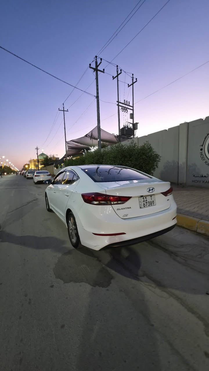 Hyundai Elantra 2017 2.0 dohc 
هيونداي النترا ٢٠١٧ مكينه ٢٠٠٠ دوش رقم بغداد الدولي نص فول مري شفط فتحة قطعتين تبريد بدون بصمه 
كفالة من الصبغ و الضربة عدا تكحيلة كرت بالجاملغ الامامي جهه العبري نوزلات  بلكات فيت بم جديد منظومة تبريد جديدة تخم تايرات اقل السنه من شادة 
السيارة ممشى ٨٧ الف كيلومتر قابل للزيادة تدك جرس فوك ١٢٠ 
السعر 143 و بيهه مجال للشراي
مكان السيارة كربلاء المقدسة 
للأستفسار الاتصال على الرقم ***********
