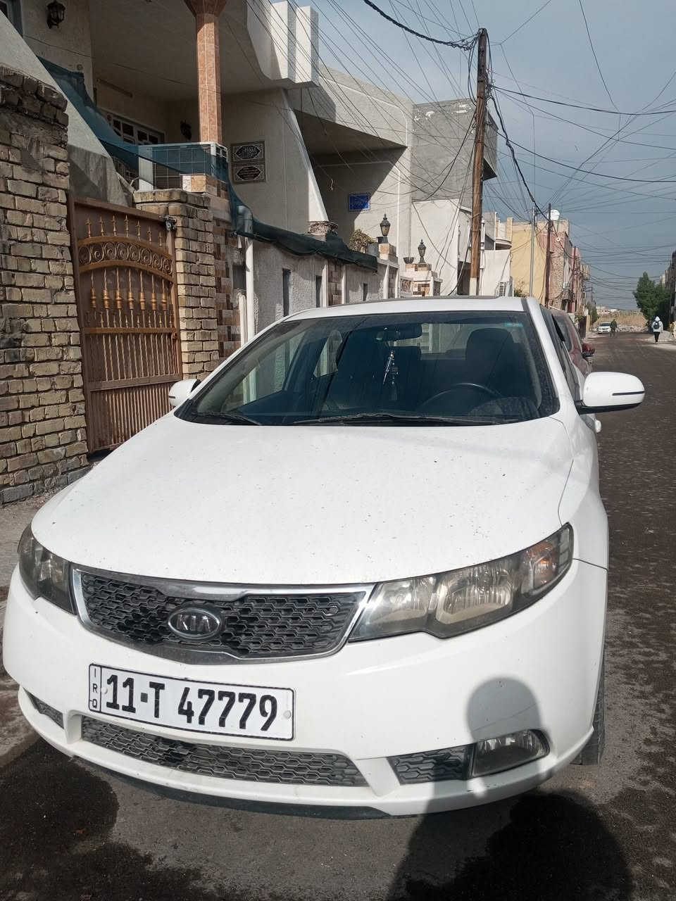 كيه سيراتو 2011 خليجي مكفوله من الضربه بيه رصعات كم رصعه محرك جديد 1600 فتحه سقف مري شفط ماشي 250 الف بيه معجون بل هلال لخلفي اثر خياس غير متواجد عل فيس *********** بغداد
