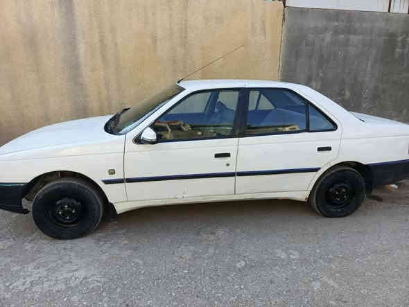 بيجو روا موديل ٢٠٠٩ سياره كلشي ما عوزها نتصال ***********
