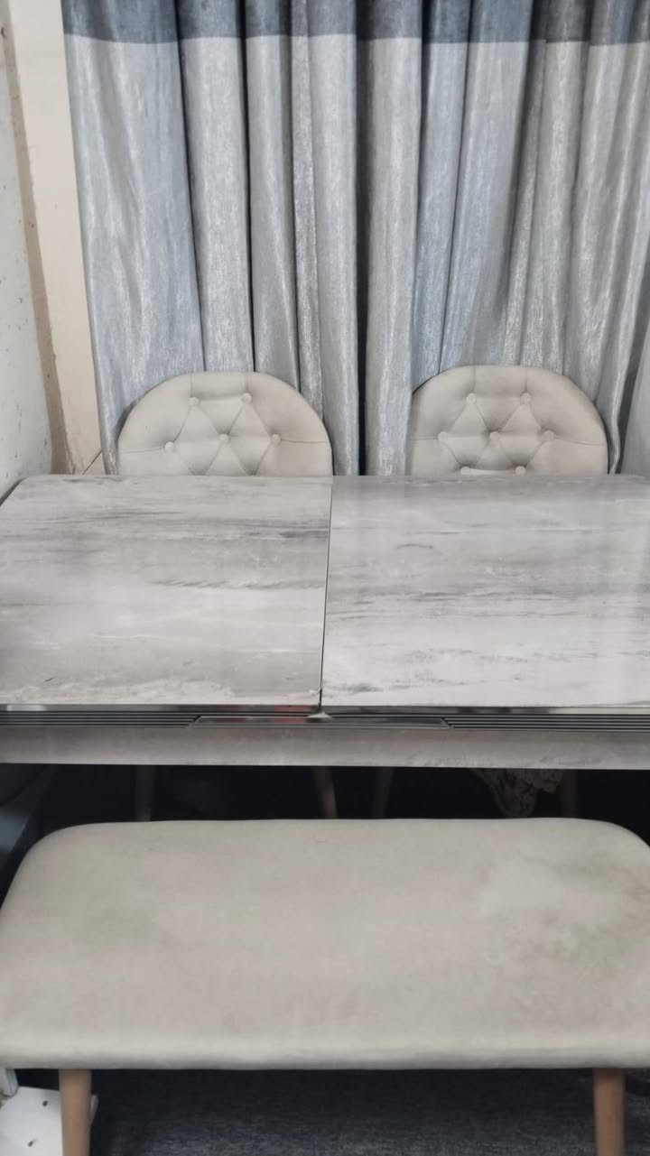 ميز طعام نضيف جداً


**إذا كنت صاحب هذا الإعلان وتريد حذفه لأي سبب، رجاءا أرسل رسالة إلى الدعم الفني**