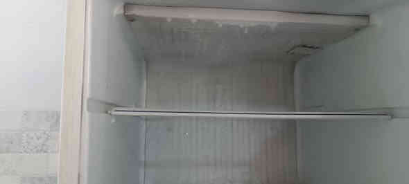 ثلاجة كونكورد مستعمل حجم كبير نظيفة الماطور مبدل قبل سنتين تقريبا اخذت وحدة جديدة وبعد مامعتازهه كلشي مابيهه اي عطل الاتصال على الرقم *********** النجف, العراق
