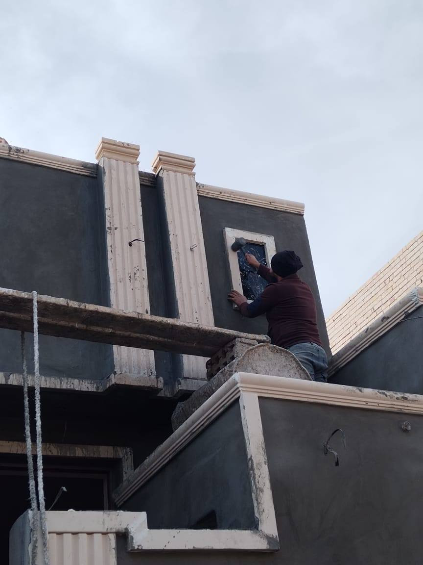 السلام عليكم عملنه سيراميك لوح لبخ تصفير واجهات لبخ وتقطيع  شرط درجه اولئ كربلاء  ***********
