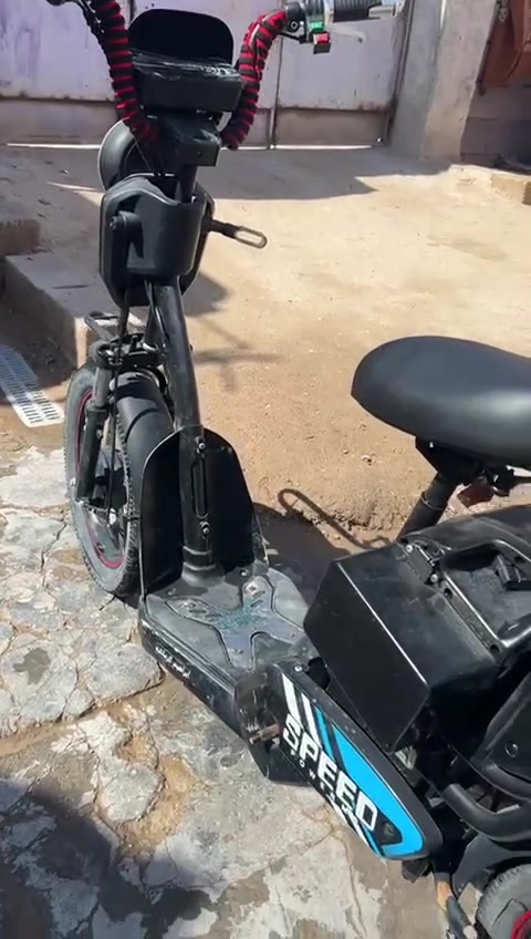 سلام عليكم دراجه شحن للبيع2024
772702039


**إذا كنت صاحب هذا الإعلان وتريد حذفه لأي سبب، رجاءا أرسل رسالة إلى الدعم الفني**