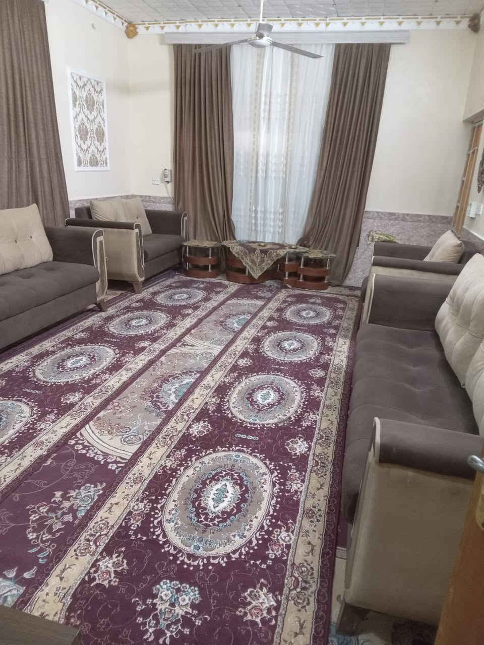 السلام عليكم
بيت 200 متر طابقين مطلوب مبادره وبليد 55 في الديوانية حي الزيتون شارع 15 قرب مدرسه صدى النجاح 

***********
