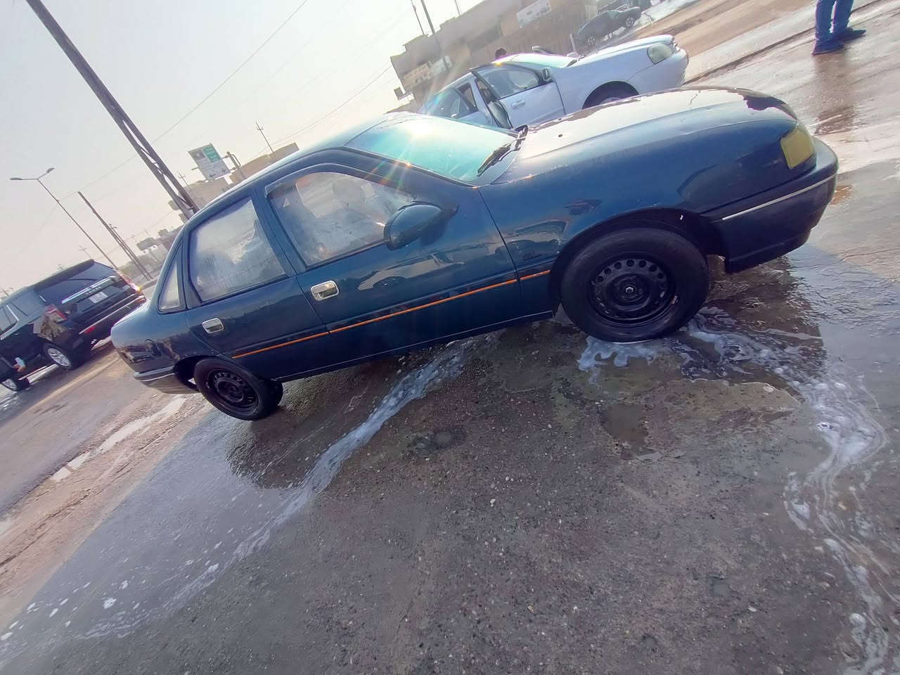 فكترا موديل 91 حجم 16
بدون صبغ فقط دواير ونص دوسات 
كير  محرك خير من الله
وايرمنيه شغاله  
باتري جديد
سنوية لي 2027 تنتهي
كاربون الكتروني
السيارة احلى من الصورة 
باسمي السيارة  ابيع شرط التحويل 
السعر 38 وبيها مجال 
*********** شراي اتصل
