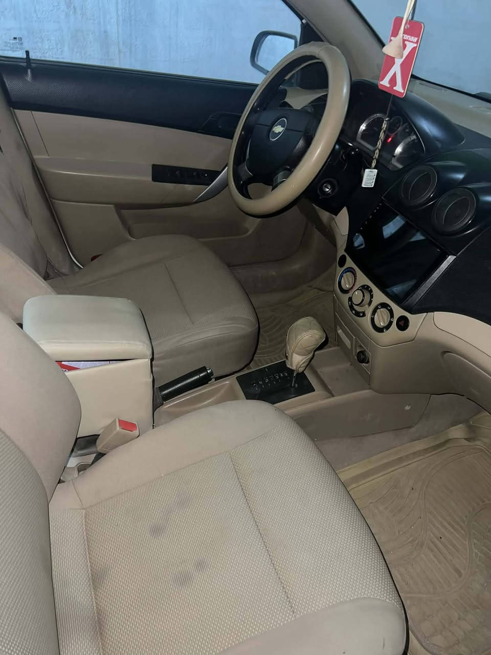 افيو 2011 وارد خليجي محرك مفتوح كير ومحرك حاله جيده كير السعر 82 وبيها مجال بسيط


**إذا كنت صاحب هذا الإعلان وتريد حذفه لأي سبب، رجاءا أرسل رسالة إلى الدعم الفني**