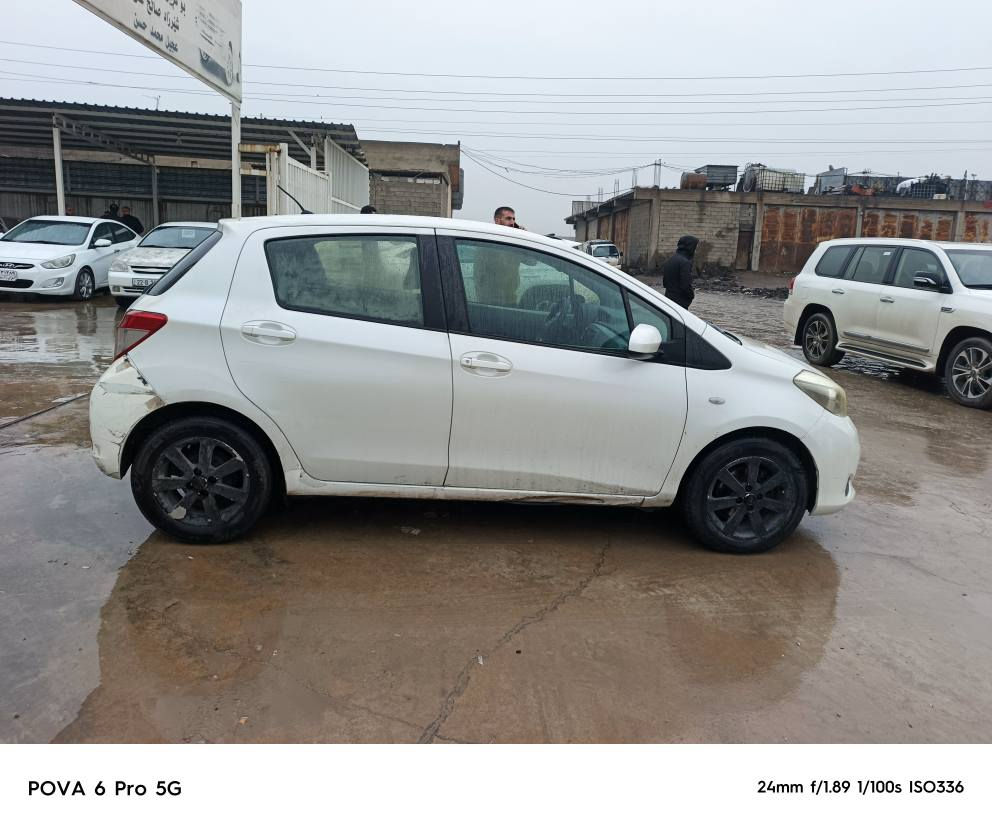 تويوتا يارس مؤديل 2012جنتا
سياره بي سبوغه 2جي تحديلي هه يه 
سنه وي خلاس بووه 750هه زار غرامه 
له سره ده يكه رينمه وه. سحر92ورقه 
مجال *********** أربيل, العراق
