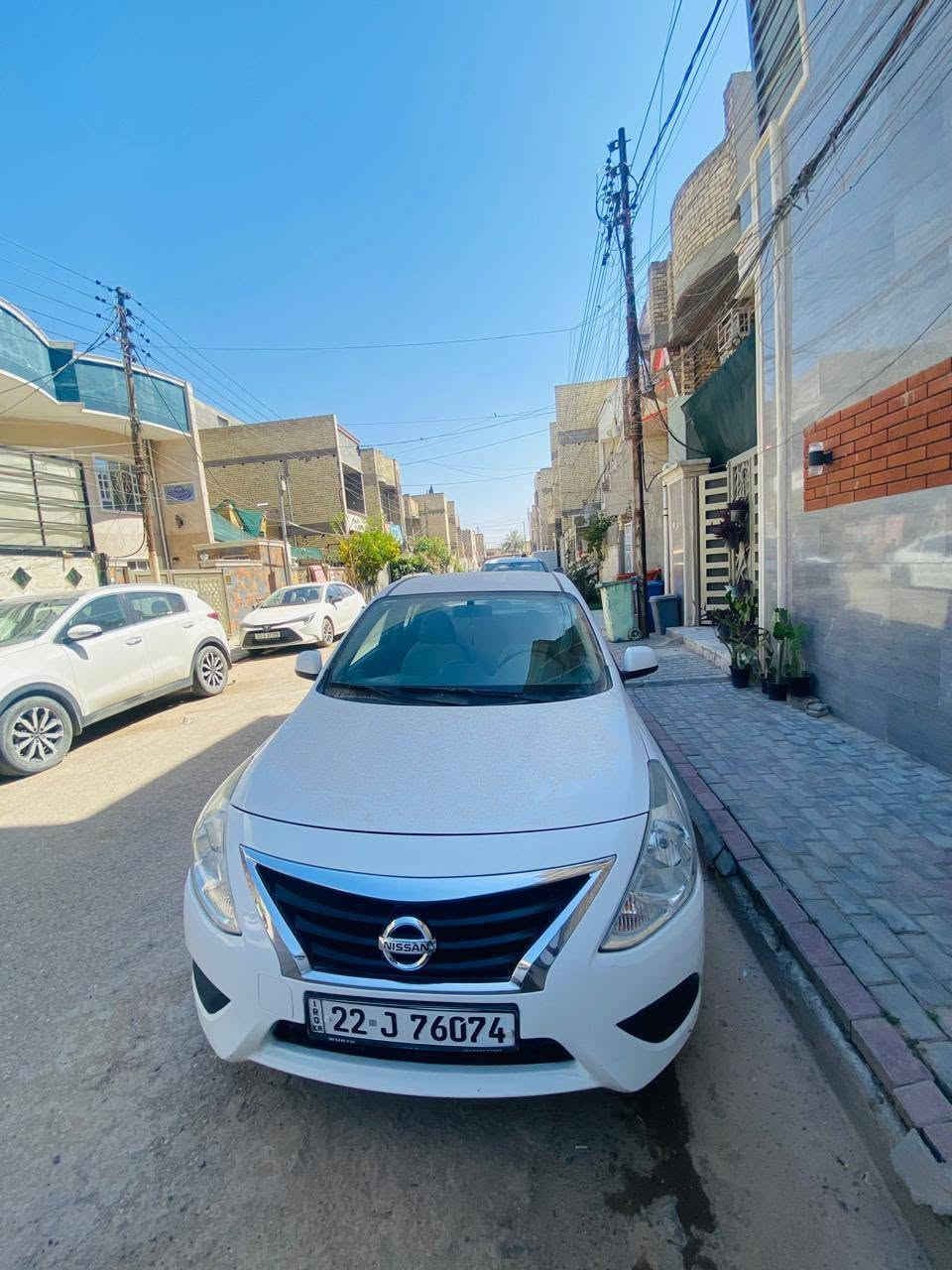 السلام عليكم شباب.. 

نيسان سني هندي موديل ٢٠٢٢ شمالية

ماشية ٧١ الف كيلو 

مكفولة بدون ضربة أو صبغ.. 

ماعدا رصعتين صغار.. وشخط بجاملغ الخلفي عكس السايق..  
السيارة نضيفة وخير من الله.. كير ومحرك نضاف
تريد تحويل او وكالة موجود.. 
السعر. 112. وبيه مجال بسيط.. 
مكاني بغداد / الكرخ

*********** 
موجود واتس اب
