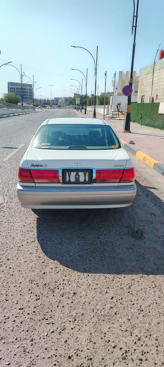 سلام عليكم
تويوتا كراون جنون

تسجيل جديد قرار 102

كفاله عامه 

رقم بصره تحويل ثاني يوم 

مديل 2002

 لون ابيض لؤلؤ محزم 

كرستال اصل

كشنات جلد. 

D4جبير

شاصي 175

3دكن

4كشنات كهربائي

استيرن كهربائي

مرايا شفط

مكان بصره عشار

لاستفسار تصال على ***********
