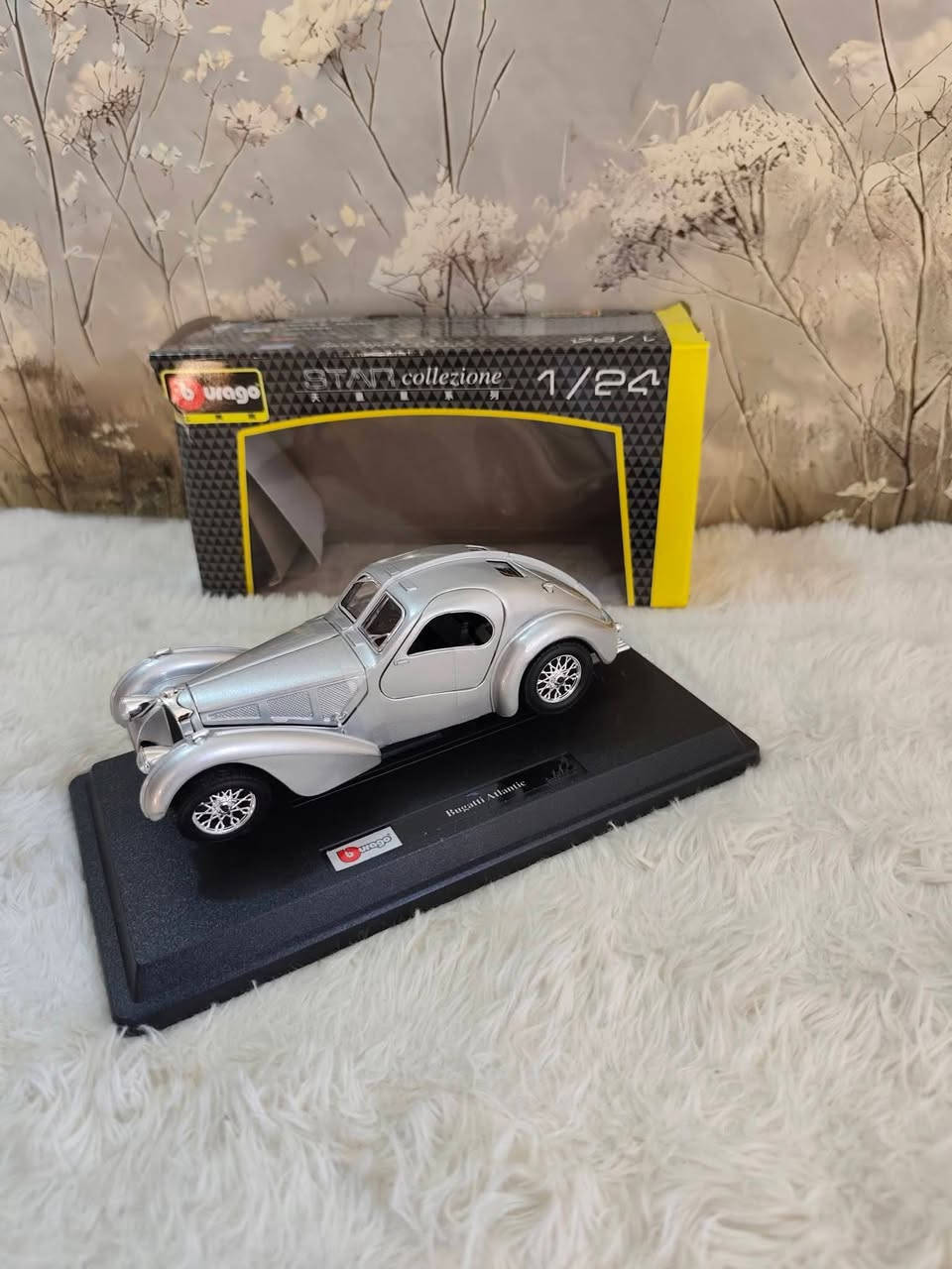 بوگاتي أتلانتيك
معدن ثقيل لون فضي طول١٩سم
٢٠ الف


**إذا كنت صاحب هذا الإعلان وتريد حذفه لأي سبب، رجاءا أرسل رسالة إلى الدعم الفني**