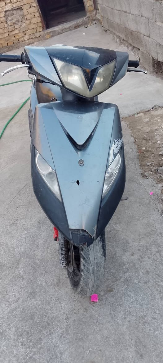 سلام عليكم دراجة ماكس ثعلب  للبيع نغصه  باتري مكان بغداد الحصوة سعر 300 وبيهة مجال بسيط/***********
