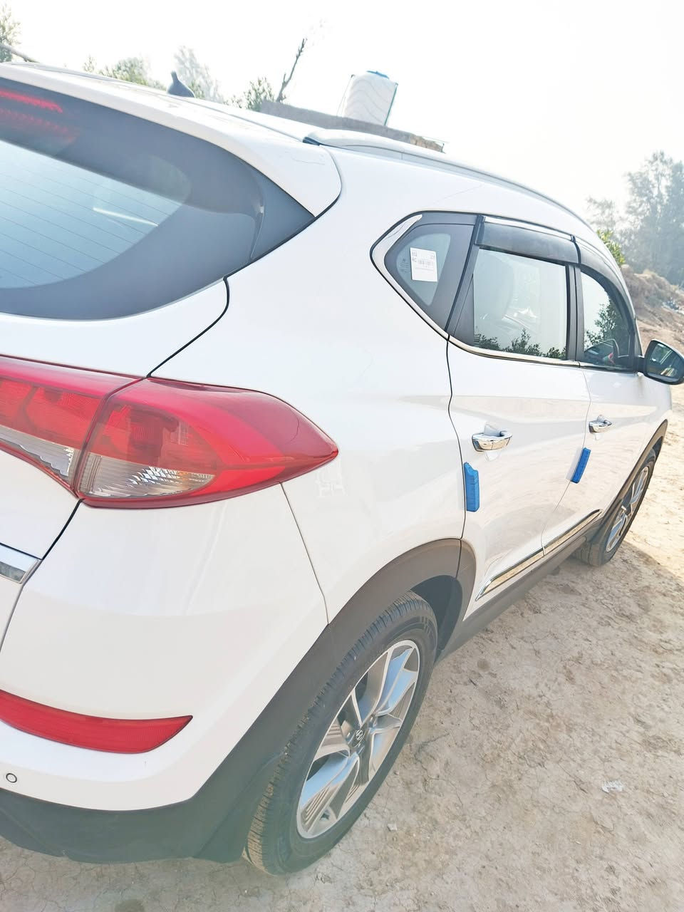 السلام عليكم توسان موديل 2018البيع السياره جديده او مكفوله كفاله عامه مواصفات نص فول مري شفط سايد بريك بل رجل المرغوب شاير بل مري  تحكمات بل ستيرن  مواصفات معروفه  رقم السياره (بابل) او مكانها بل حله او سعره193او بيها مجال بصيط رقم صاحب السياره ***********
