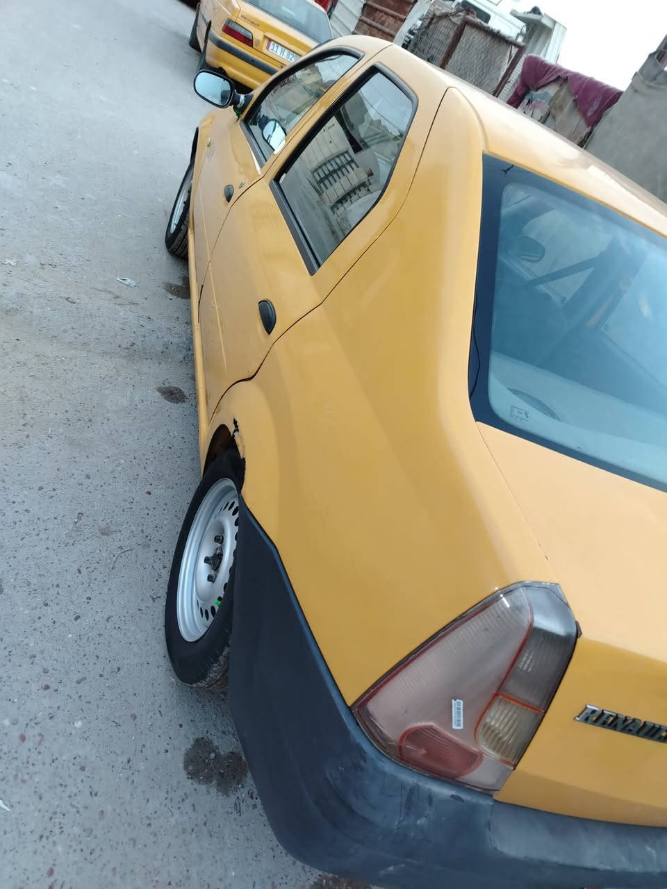 السلام عليكم سيارة للبيع موديل 2009سعر 32 شراي يتصل ***********
