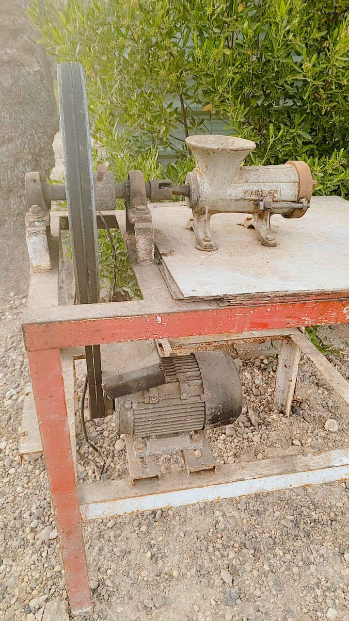 مثرامه الحم شغاله بغداد ***********وتساب وتصل
