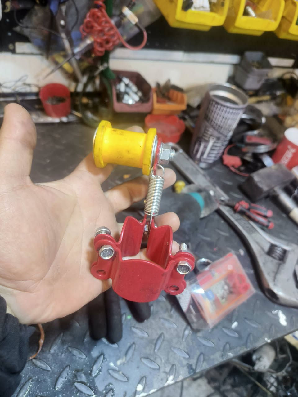 للبيع عقل راضي فصله
بكره زنجيل رياضي
***********
