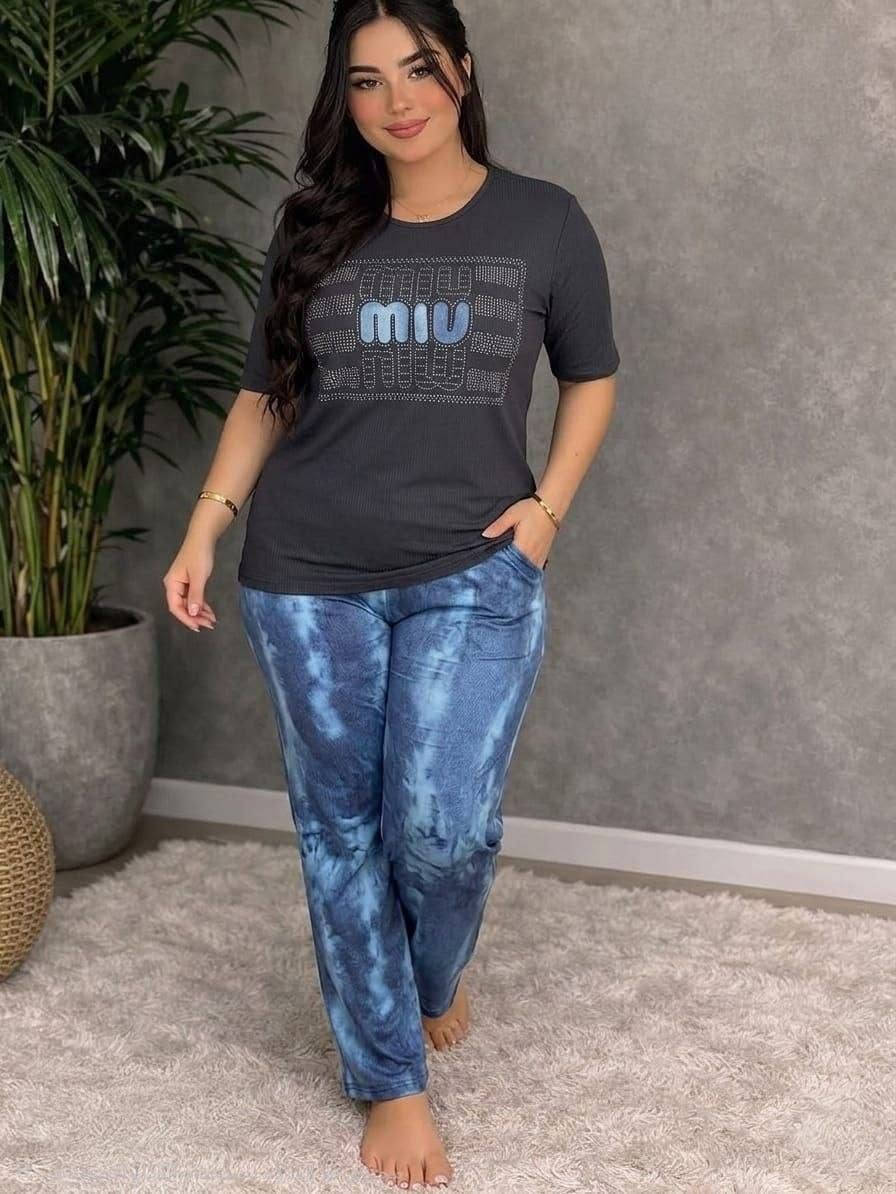 جملة ومفرد
تراك    نسائي تركي خاص
الخامة: فانيله زبده   ، ومن يرغب نصور له الخامة.
القياسات: M..L..XL..2XL..3XL
تتوفر كمية وأسعار نار 🔥
متوفر مفرد
سعر الجملة: 96 ألفًا للدرزن.

AS


**إذا كنت صاحب هذا الإعلان وتريد حذفه لأي سبب، رجاءا أرسل رسالة إلى الدعم الفني**