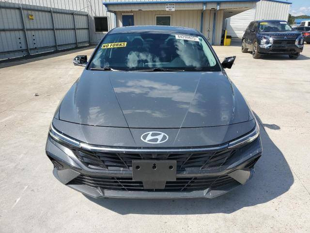 سلام عليكم
النترا /2024/دخول جديد السياره حره بدون رقم
السياره جديده بعنه الكلمه وحادثه كلش بسيط مابدل ولا قطعه لا بمريكه ولا بل عراق/ السياره فول ومايحتاج اذكر المواصفات معروف الفول /***********  اتواصلو ويا هاذا الرقم
