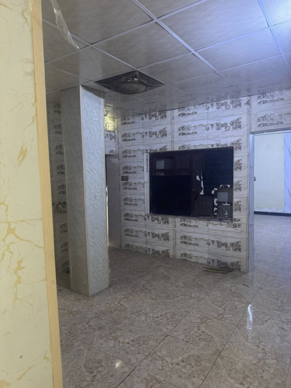 بيت لبيع تجاوز صالة وغرفة ومطبخ وحمام خدمات كامله حي التراث مال البياع قريب على تقاطع الربيعي 80 متر سعره 17 وبي مجال


**إذا كنت صاحب هذا الإعلان وتريد حذفه لأي سبب، رجاءا أرسل رسالة إلى الدعم الفني**