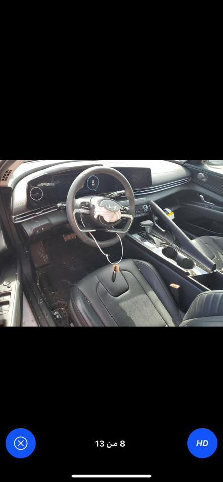 عليكم ورحمة الانترا واحد على واحد فول مواصفات سياره خير من الله باقي التفاصيل يم صاحب الرقم وبالعافيه على الي يشوف خيرها.  واني مكلف بالنش ***********
