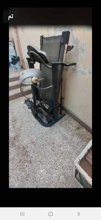 جهاز ركض للبيع الشاشه تشتغل والقايش يشتغل بعد فتره القايش وكف بس الشاش...