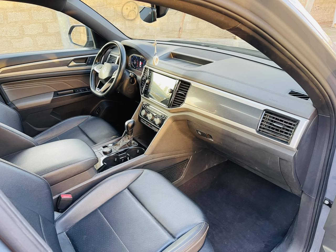 ڤۆلکسواگن اتلەس 2021 مواسەفات cross sport  SEl فول مواصفات
 6 پستن بئ سبوغه
 هيچي نيه 
گیرومەکینە بەشەرت 

سعر لە کۆمێنت داوابکە ڕاستەخۆ بۆت دیت 📩 

 زۆربەجوانی پاکی ماوە هیچ خەلەلیکی تیدا نییە 
 ناونيشان هه ولير 

ژمارەی خاوەنی 
***********
وتسأب
