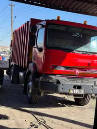 رينو صدامي ٢٠٠١ بل سنويه تنكر  تشتغل بل سيديه  شفتين سياره ماعوزه برغي...