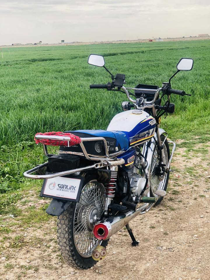 للبيع سافين سونيك موديل 24 محرك مامفتوح السعر 550 وبي مجال بصيط


**إذا كنت صاحب هذا الإعلان وتريد حذفه لأي سبب، رجاءا أرسل رسالة إلى الدعم الفني**