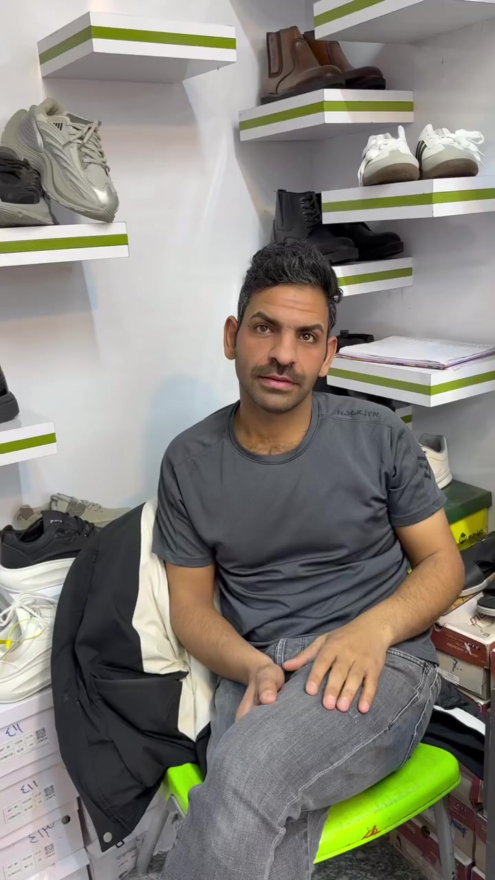 شباب اهالي المسيب عرض العيد بلش ويه مرتضى دبي شحاطات اي قطعه ب 15 الف فقط  متواجد جميع القياسات من 40 الى 48 
 الرقم *********** 
العنوان بابل المسيب شارع الحسينيه مجاور  كوفي عصام
