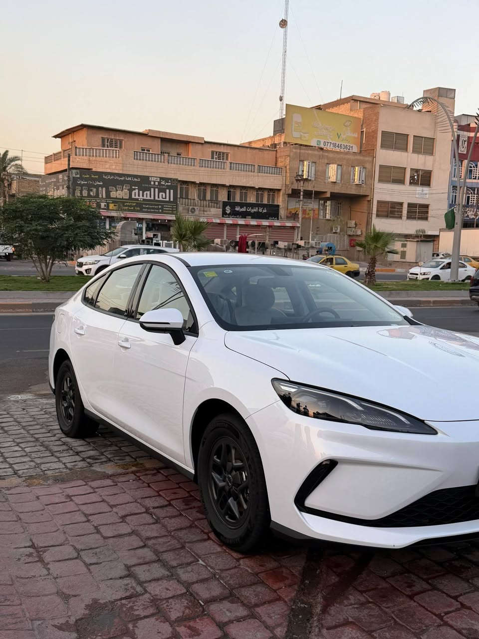 سلام عليكم سيل فايف ماشيه الفين بعدهه زيرو مكفوله كفاله عامه من الزلغ ميحتاج اذكر تفاصيلهه معروفه مواصافات السيل فايف مكاني جميله سعرهه 19800 ماكو هيجي سعر وهيجي مشي واذا اكومراوس ب دستروي بعد احسن ***********
